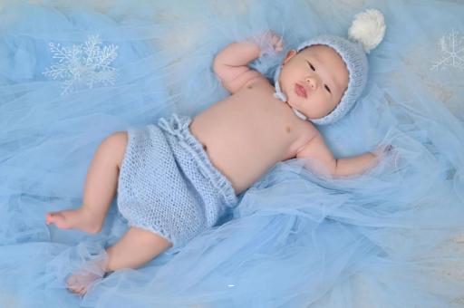 昆明二个月的宝宝